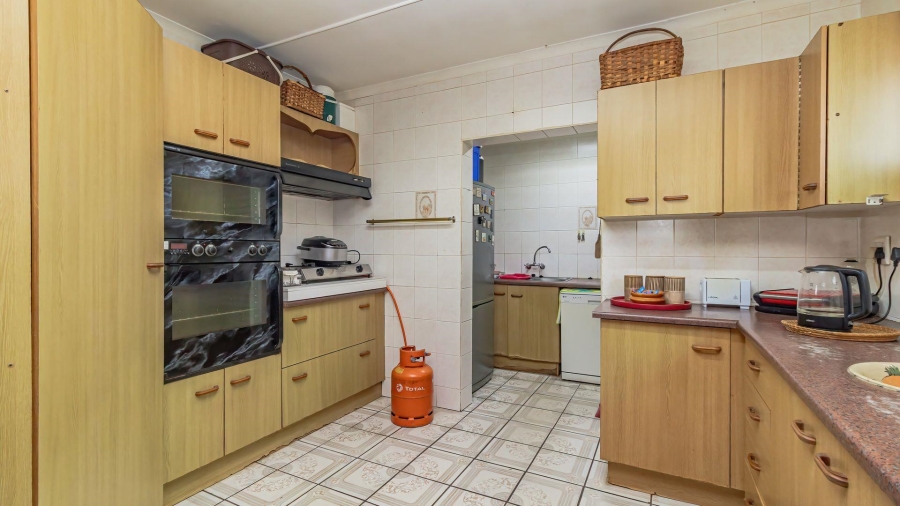 6 Bedroom Property for Sale in Tergniet Western Cape